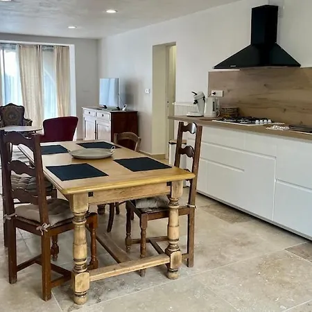 Apartment Symphonie T3, 2 Terrasses, Grand Jardin & Parking Prive Au Calme